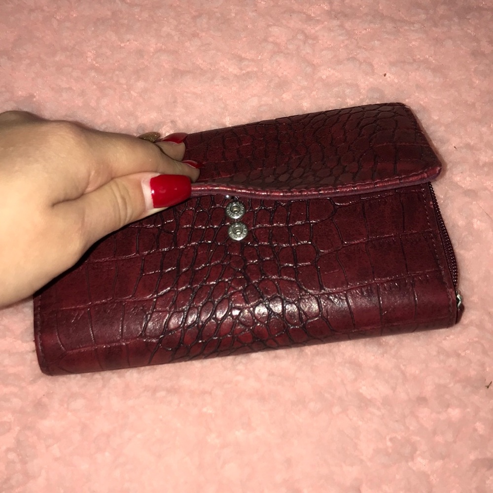 Red wallet